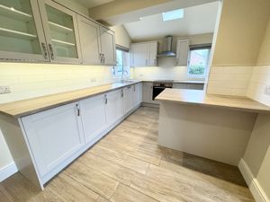 Open Plan Dining Kitchen- click for photo gallery